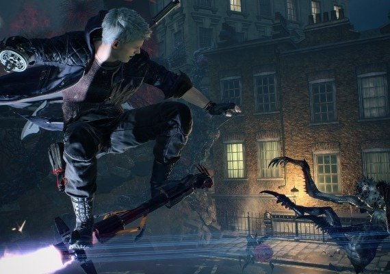 Prova il brivido del combattimento DMC mentre esegui mosse e combo spettacolari.