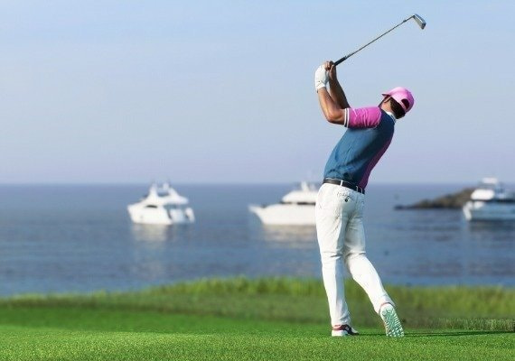 Benefit from the Pure Strike feature, which relies on ShotLink and TrackMan data to provide realistic results.