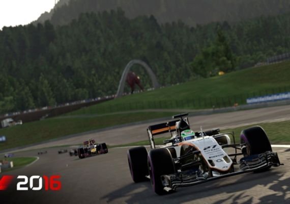 F1 2016 + Career Booster Pack Global screenshot 2